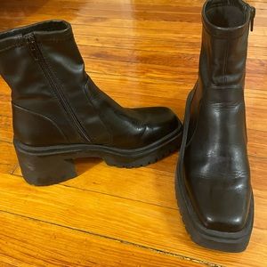 Madden girl square toe boots, color black size 6 W. Very trendy! Good condition